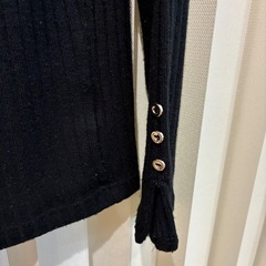 18)セーター黒Lの画像