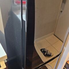 美品✨三菱ノンフロン冷凍冷蔵庫  MR-P15C-B形の画像