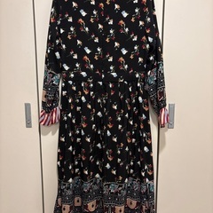 黒ワンピースの画像