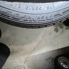 スタッドレスタイヤ　175/65R15 4本！の画像