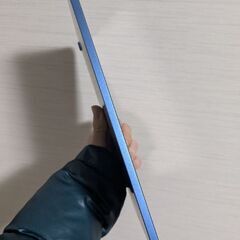 iPad Air 5 Wi-Fi 64GB｜動作良好・ガラスフィルム＆新品ケース付きの画像