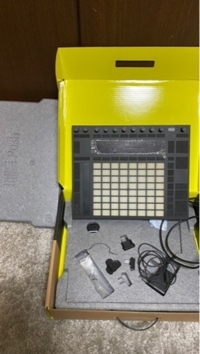 Ableton Push2 MIDIコントローラー