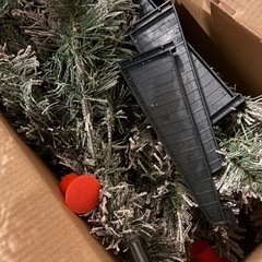 ボリューミー❗️クリスマスツリー180cm🎄✨スノー　の画像