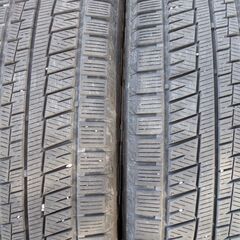 早い者勝ち　２０２２年冬タイヤ１９５／６５Ｒ１５　４本の画像