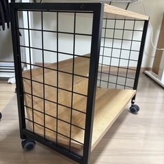 デスク下ワゴンの画像