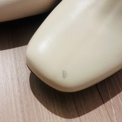 タグ付き ショートブーツの画像