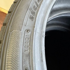 新品❗️225/45/18冬グットイヤーの画像