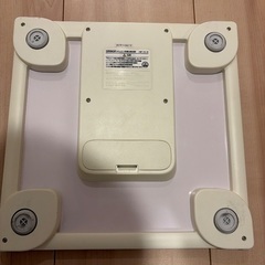 OMRON 体重計　HBF-214の画像