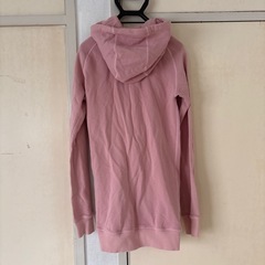 AUMNIE パーカーの画像