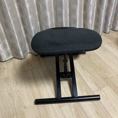 バランスチェア　姿勢矯正椅子の画像