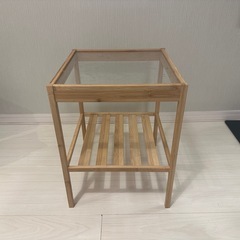 サイドテーブルの画像