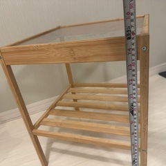 サイドテーブルの画像