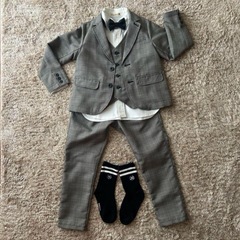 　美品⭐︎ブランシェス・フォーマルスーツ120　の画像