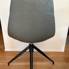 ③ エアゾーム　回転式　ダイニングチェア　1脚　(4脚あります。うち、1脚はジャンク)の画像