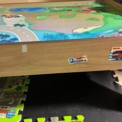 テーブル　子供の画像