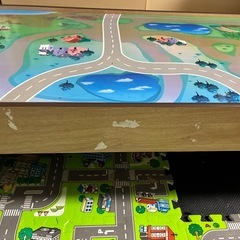 テーブル　子供の画像