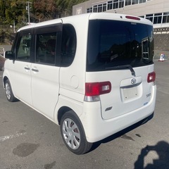 タント　左側スライドドア　2012年式、距離8万2千キロ‼️カタログ公表JC08モード燃費24.8km/L‼️人気のフルセグTV、Bluetooth付きナビ‼️の画像