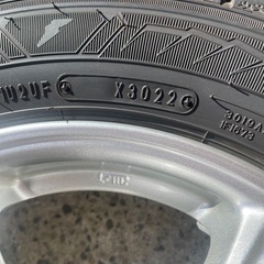 グッドイヤースタッドレスタイヤ アイスナビ8　155/65/R13 2022製 4本の画像