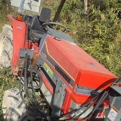 ヤンマー ディーゼル エンジン　トラクター AF235
、908時間　ローダー付　除雪の画像