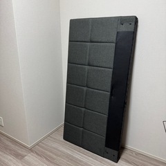 ダブルベッドフレーム＋マットレスの画像