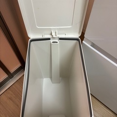 ごみ箱  45L×2個  20L×1個 の画像
