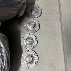 スタッドレスタイヤ　ホイール付きの画像