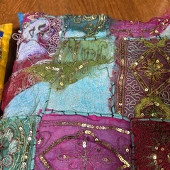 小さめのクッション3つの画像