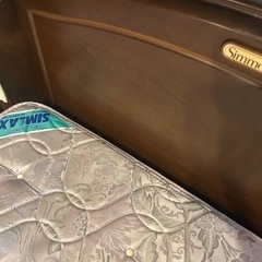 高級なシモンズマットレス(セット)の画像
