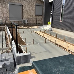 日給1万～】外構工事スタッフ募集！未経験OK／3tダンプ運転できる方優遇の画像