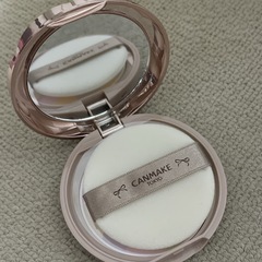 新品未使用♡キャンメイクのフェイスパウダーです☺️の画像