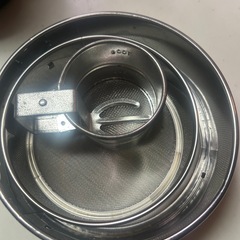 パン焼き型　粉ふるいの画像