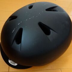 ■bern ヘルメット NINO 子供用 EN-1078 フリップバイザーキャップ付き 幼児 自転車 キッズ FLIP VISOR バーン Black ロードバイク ピストバイク BMX スケボー スケート スノボー かっこいい おしゃれ S-Mサイズ (51.5-54.5cm)の画像