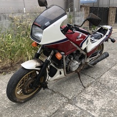 ホンダ　VF750F   書類付レストアベース車の画像