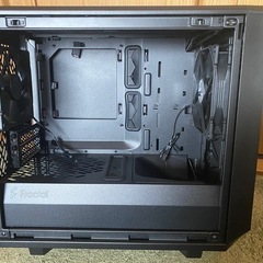 Fracral Meshify2Nano PCケースの画像