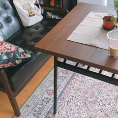 【譲ります】LOWYA ダイニングテーブルの画像