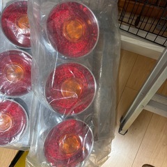 汎用 丸型 3連テールランプ お取り引き中 トラック/旧車/ダンプ/リアライト 大型車の画像