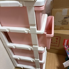 収納ボックスの画像