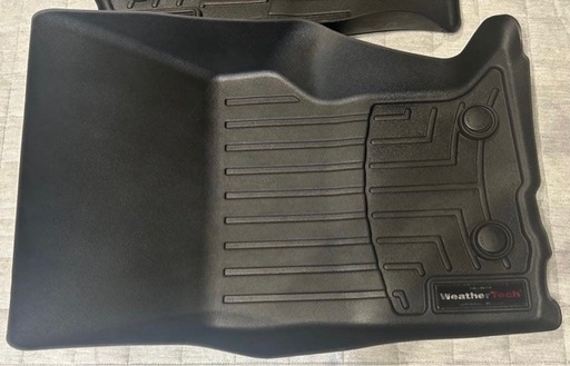 ❗️値下げしました❗️WeatherTech フロアマット ブラック　正規品