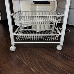 レンジラック コンセント付き 
キャスター付きの画像