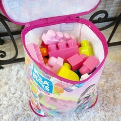 【美品】MEGA BLOKS ブロック ピンク たっぷり80個　女の子おもちゃの画像