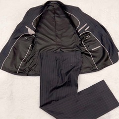 取引予定アルマーニ　スーツの画像