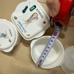 ピーターラビットタッパー容器　ピーターラビットタッパーウエアの画像