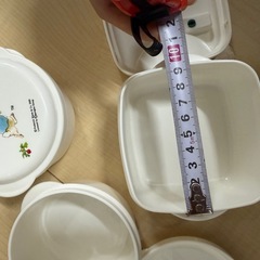 ピーターラビットタッパー容器　ピーターラビットタッパーウエアの画像