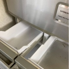 HITACHI冷蔵庫415 L自動製氷機の画像