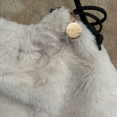 Helm ファー巾着　ショルダーバッグ　アイボリーの画像