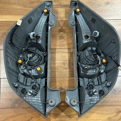 トヨタ NHP10 アクア 前期 右と左 セットテールライト STANLEY 52-252  ソケット付き 　 　　　　　　　 　の画像