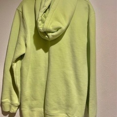 【決定】STUSSY パーカーの画像