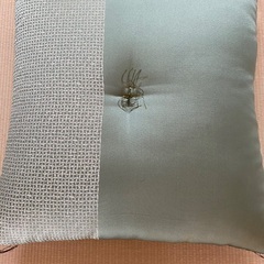 高級座布団　未使用　箱入り５枚セットの画像