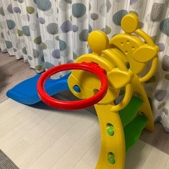 滑り台の画像