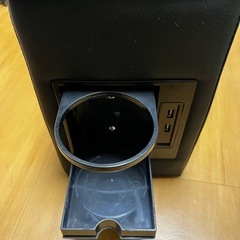 VOXY コンソールボックスの画像